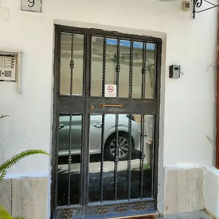 Apartment Red Nine - Stazione Tiburtina Rome